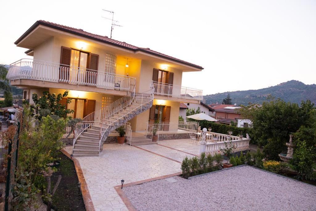 Villa Graziosa Трапитело Екстериор снимка