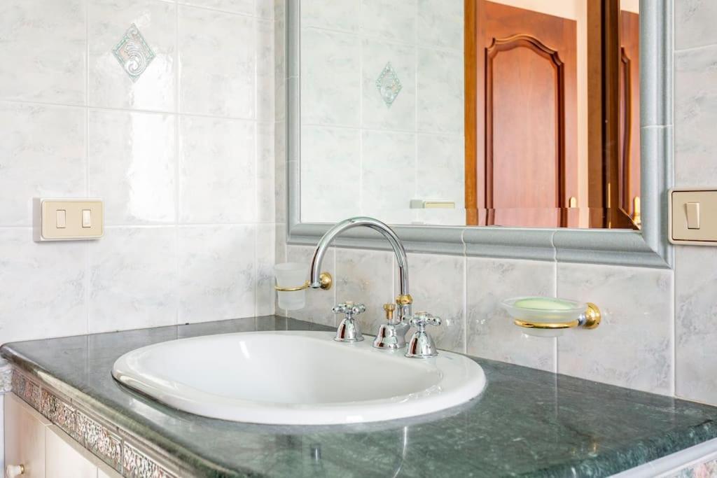 Villa Graziosa Трапитело Екстериор снимка